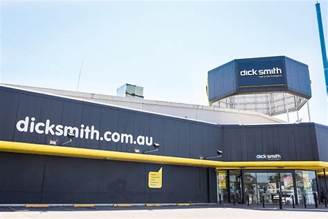 dick smith store locations.